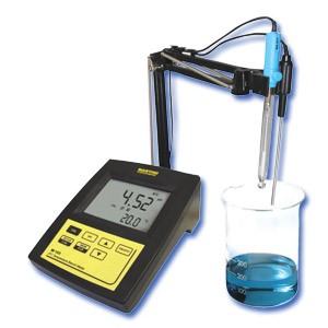 Máy đo pH/nhiệt độ để bàn điện tử hiện số MI150 